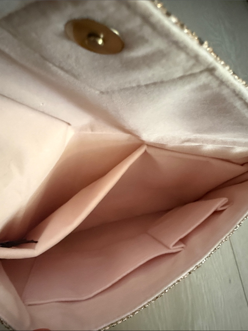 Jenny Packham Gold Glitter Envelope Clutch - Picture 5 of 9
